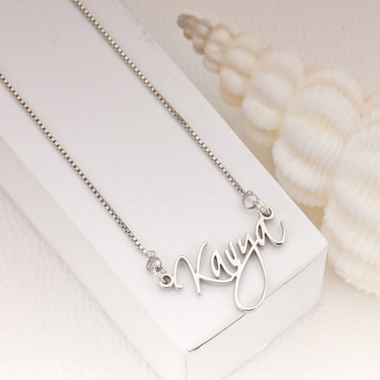 Cursive Curved Name Necklace